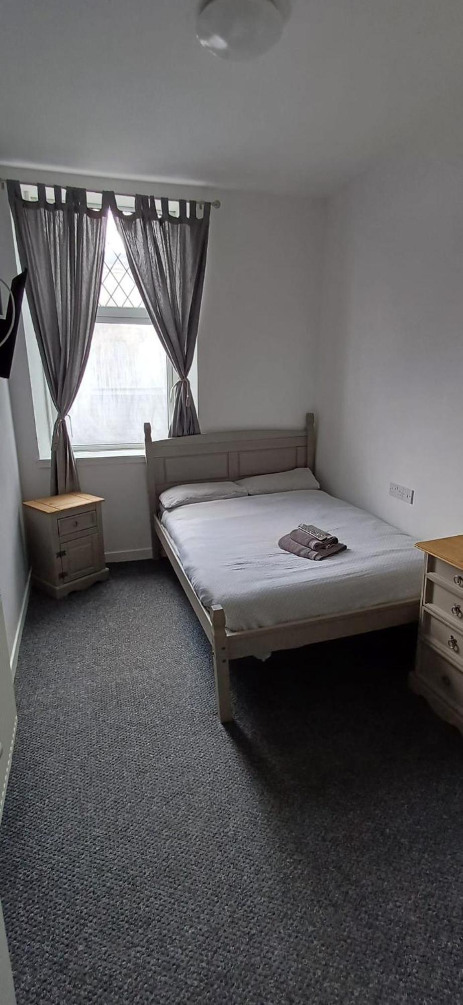 The Queens Hotel Cardenden Экстерьер фото