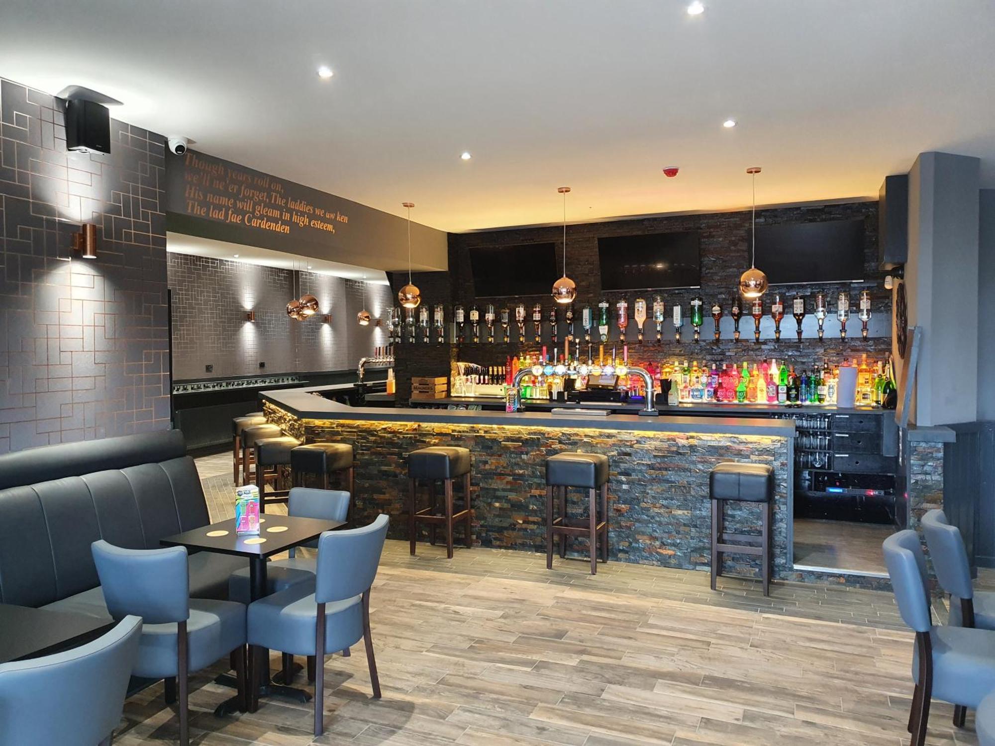 The Queens Hotel Cardenden Экстерьер фото